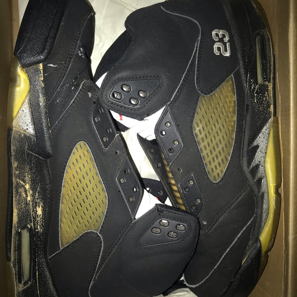 Air Jordan’s retro 5’s